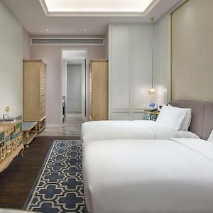 Luxury Twin Room
